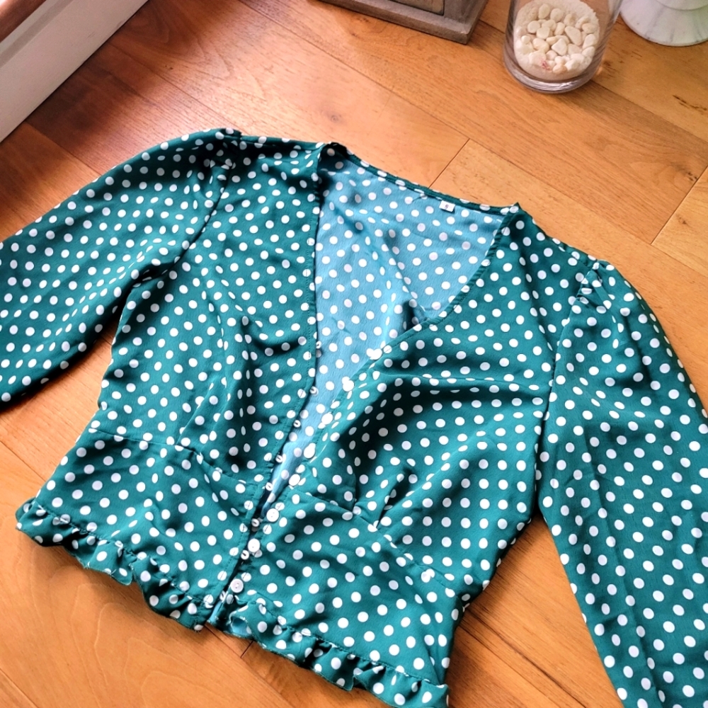Dot top - Picture 2 of 5
